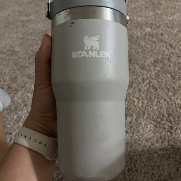 Stanley Silver and Gray Insulated Mug - Picture 2 of 7